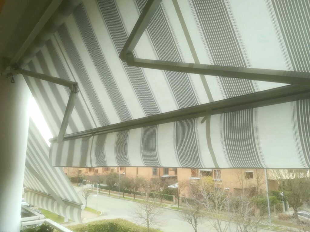 tenda-a-bracci-estensibili[1]